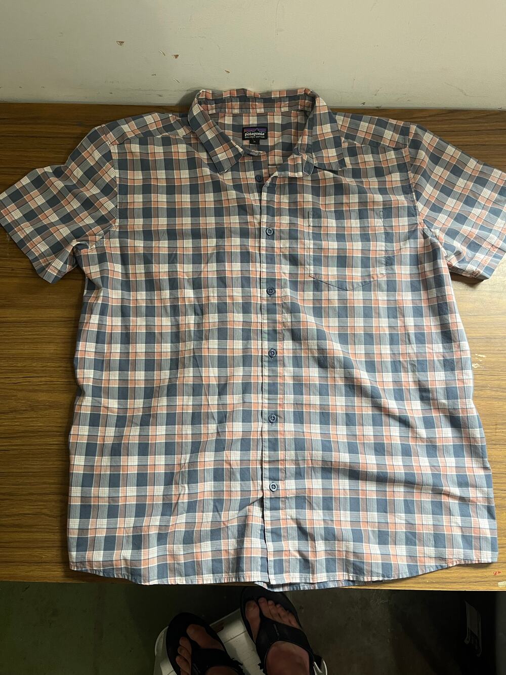 Patagonia organic cotton short sleeve button up shirt, blue and peach plaid, siz